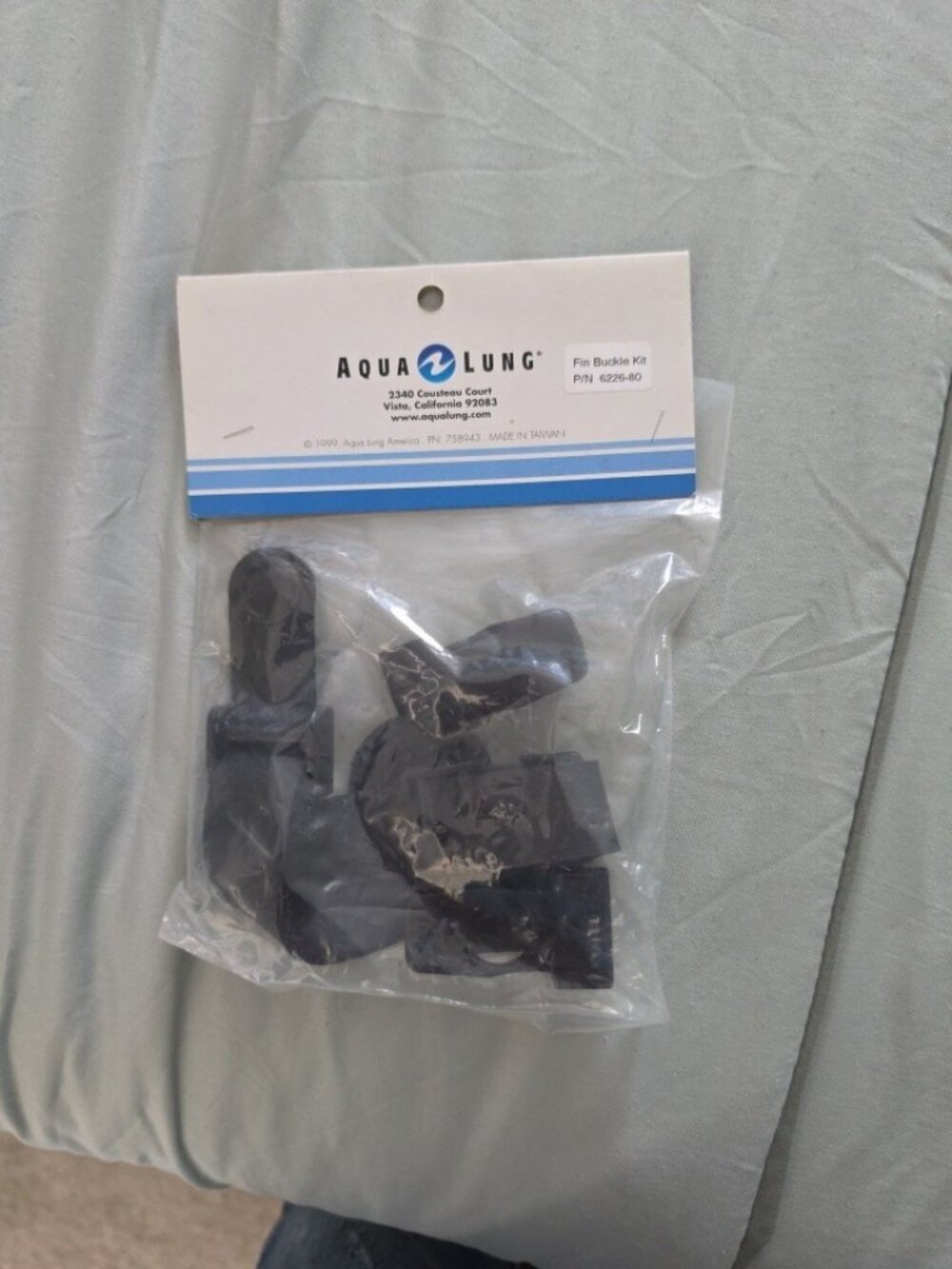 Vintage Aqua Lung Fin Buckle Kit P/N 6226-80 NOS